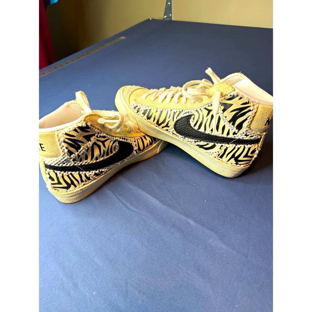 Nike Blazer Mid 77 Alter Reveal Zebra Sneakers 6Y Womens 7.5 DO7138-100